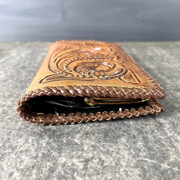 Tooled leather embossed clutch/wallet - handmade vintage - Picture 4 of 8